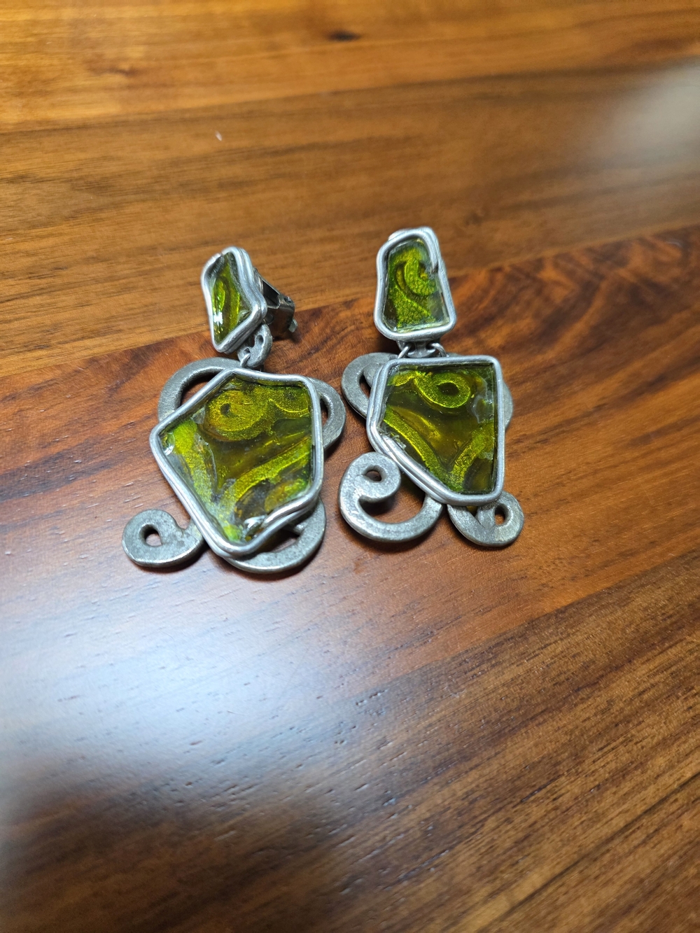 Artisan Green Glass Swirl Clip-on Earrings